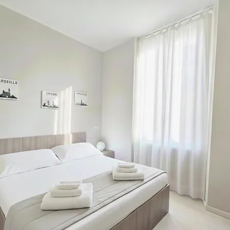 Apartman Courtyard & Balconies